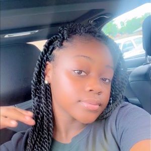 Meet your Posher, Asjia